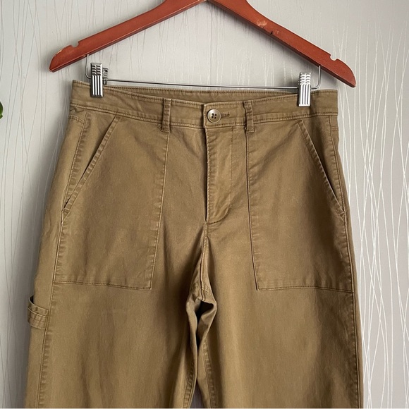 Old Navy Cargo Pants - Picture 2 of 9